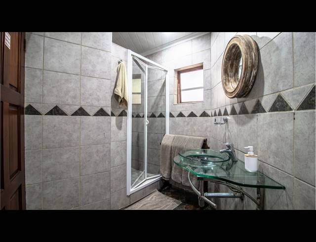 1,500M² BED & BREAKFAST FOR SALE IN ORIEL